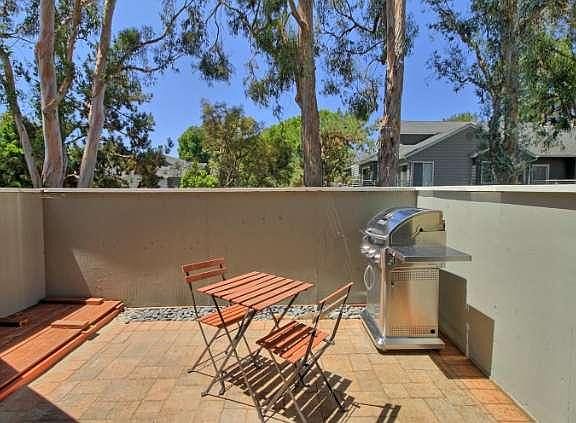4th image of 1027 Thomas Ln