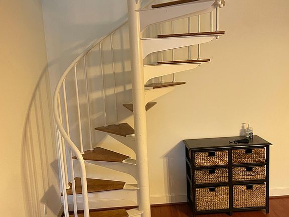 3rd image of 1227 Gemini Dr APT I