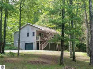 2932 Jazmine Trl, Kingsley, MI 49649