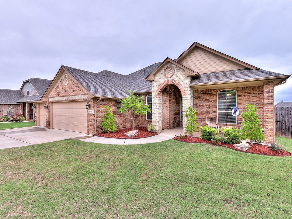 1st image of 3019 Tara Ln