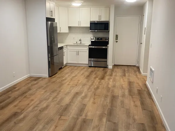 346 Hanover Ave Unit 105, Oakland, CA 94606