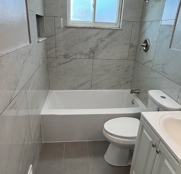 5143 Colerain Ave — Photo 4