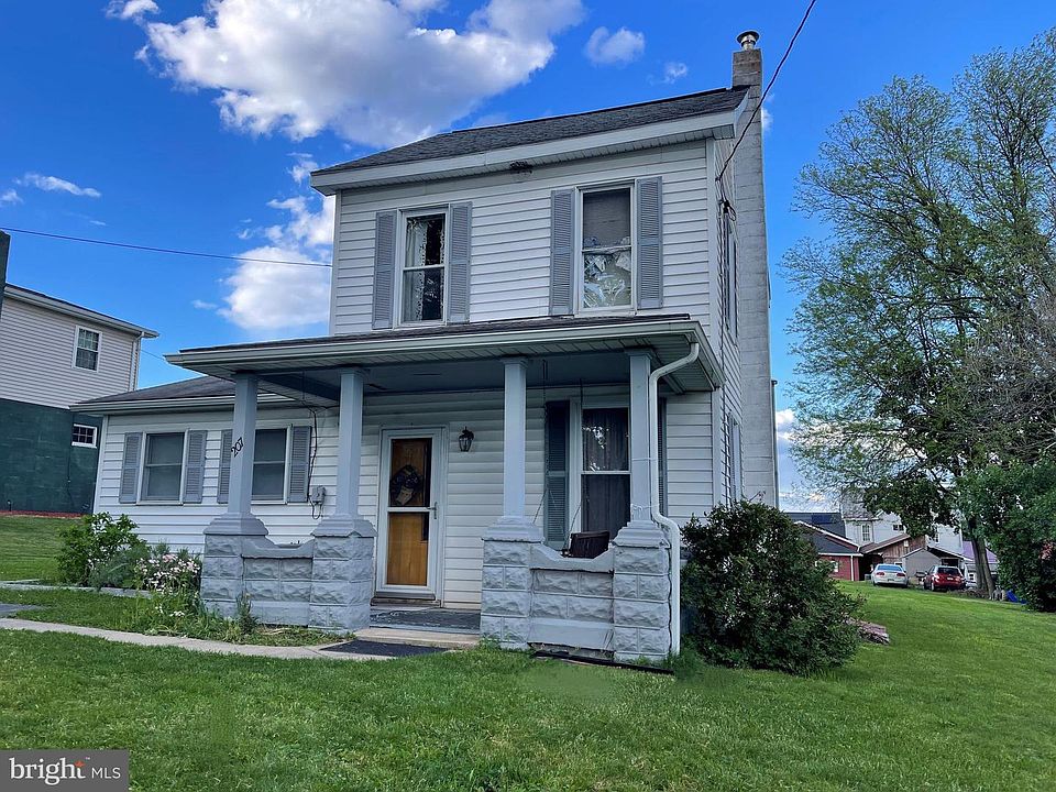 1st image of 207 Clover Ave