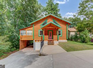 3938 Pointe Dr N, Gainesville, GA 30506