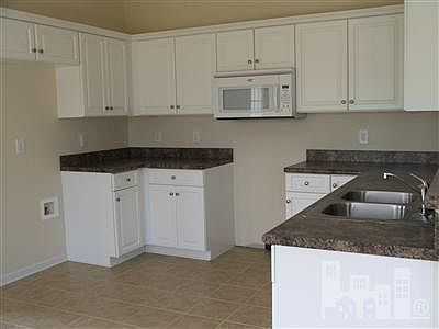 4th image of 467 S Vallie Lane