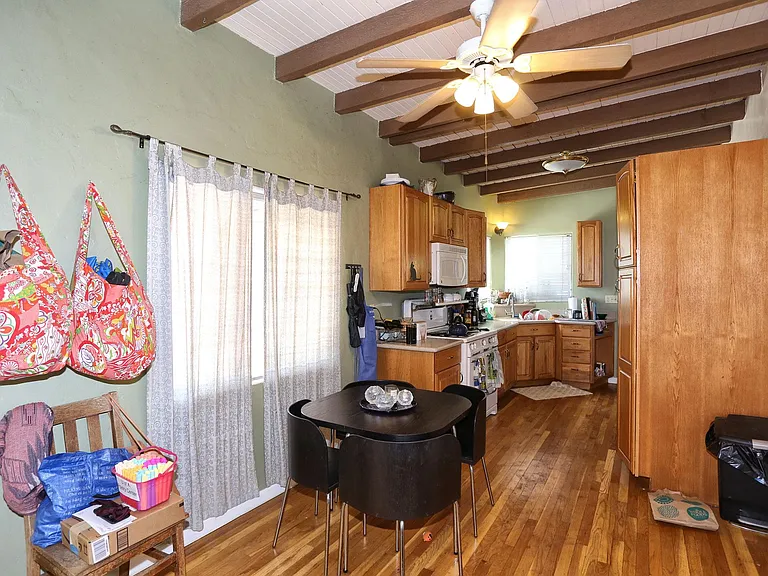 1521 E Mabel St #A — Photo 14