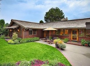 2216 38th Pl E, Seattle, WA 98112