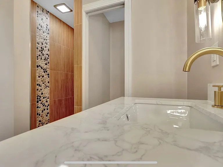 462 Lanier Dr — Photo 17