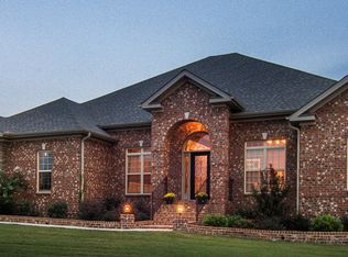 108 Springhaven Dr NW, Madison, AL 35757