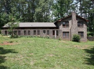 2255 Sussex Ct, Snellville, GA 30078