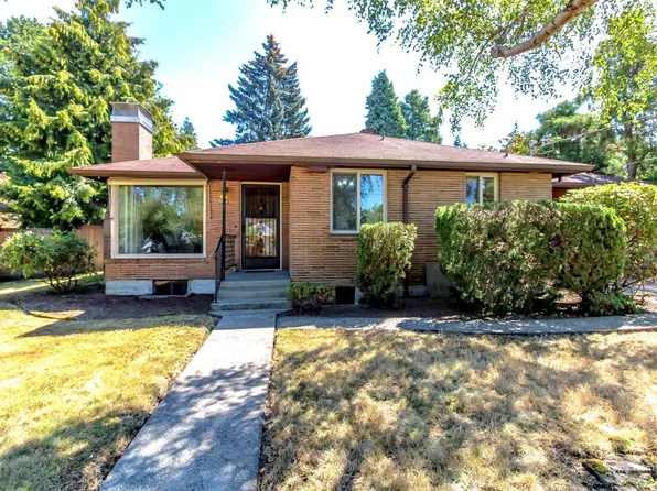 9848 40th Avenue SW, Seattle, WA 98136