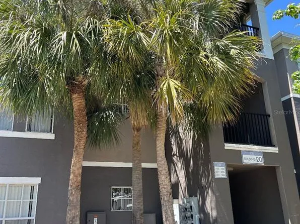 9324 Crescent Loop Cir APT 204, Tampa, FL 33619