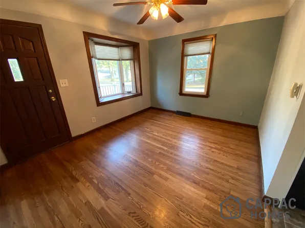 (undisclosed Address), Trenton, MI 48183