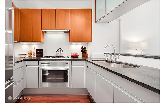 Sold by Douglas Elliman | media 6