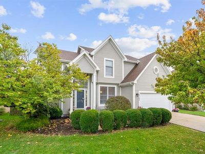 10103 Sunset Dr, Lenexa, KS, 66220