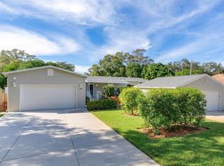 11450 Murray Ave, Seminole, FL 33778