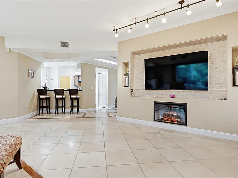 10842 Wild Cotton Ct — Photo 37