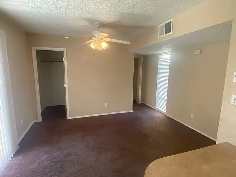2 bed, 2.0 bath, 1119 sqft, $1,210 — Photo 3