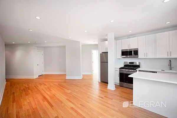 Rented by (Legacy) Elegran | media 19