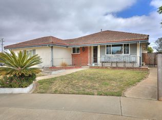 96 Saint George Pl, Goleta, CA 93117