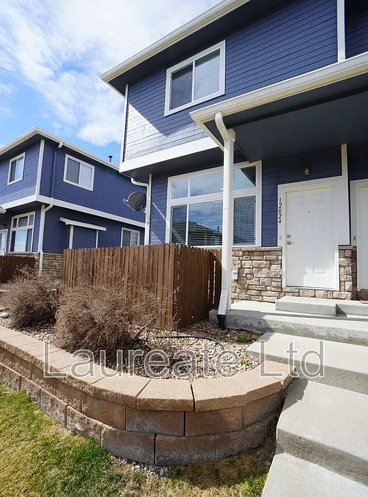 12024 Leyden St