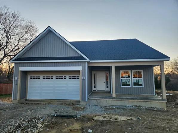 1565 N Fairfield Rd, Dayton, OH 45432