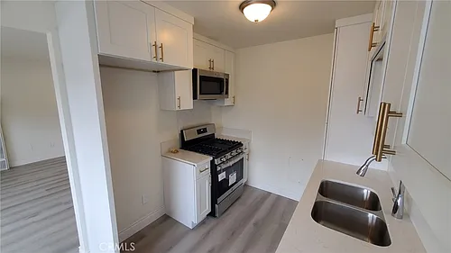 5333 Hyde St #2 Photo 1