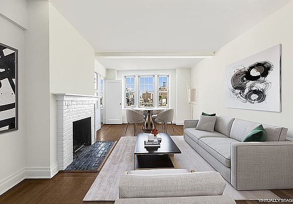 3rd image of 302 W 12th St APT 12B