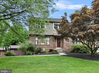 227 Wexham Dr, Reading, PA 19607
