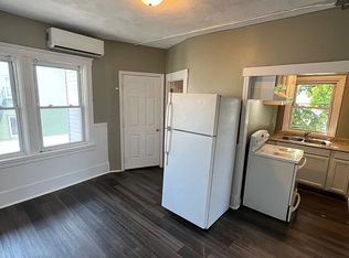 10 Barnes St #3R, Pawtucket, RI 02860