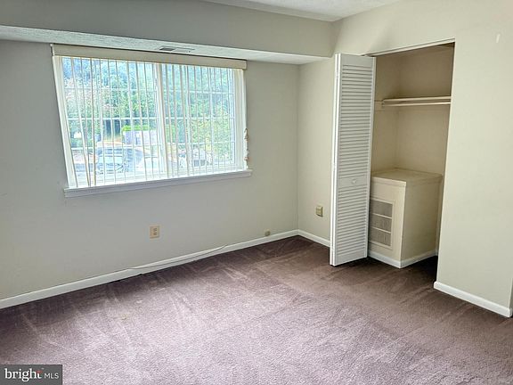 3rd image of 1523 Colonial Dr APT 204