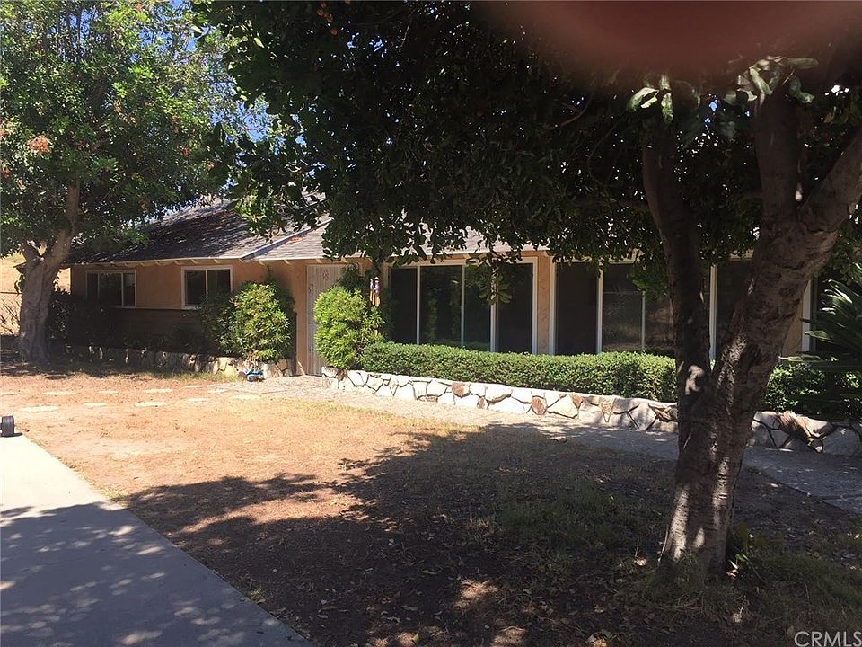 1st image of 19625 Shelyn Dr