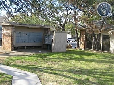 2nd image of 2121 Washington Cir