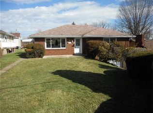 60 Montraver Dr, Monessen, PA 15062
