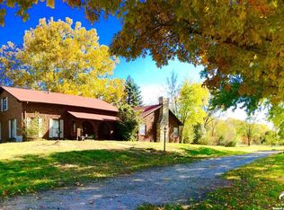 1305 N 1100th Rd, Lawrence, KS 66046