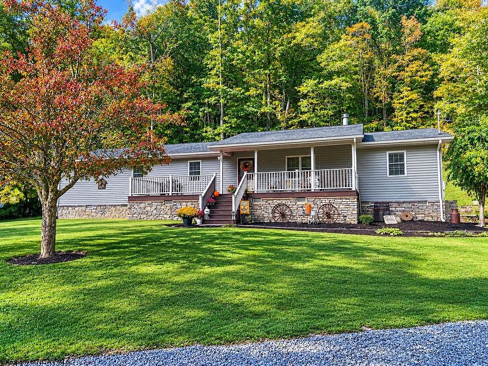 1st image of 90 Gordon Rd