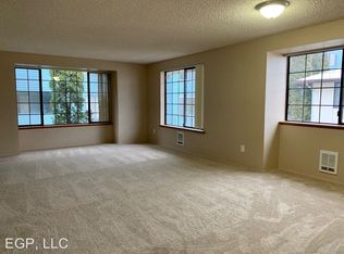312 SW 155th St APT 6, Burien, WA 98166