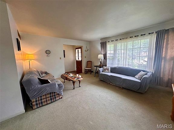 4th image of 1308 Highland Dr