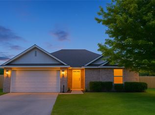 1811 Sinclair Ave, Fayetteville, AR 72701
