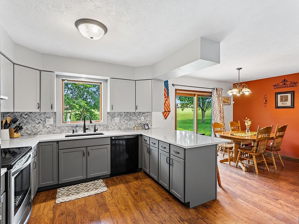 1st image of 6105 W Oscar Howe Cir