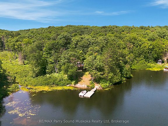 2nd image of 889 Horseshoe Lake Rd #185