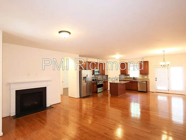 4707 Brydes Ln — Photo 4