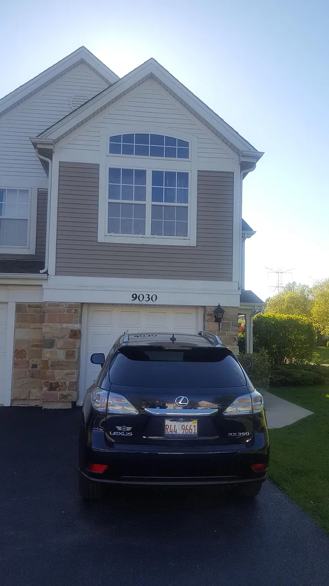 Building Photo - 9030 Heathwood Cir