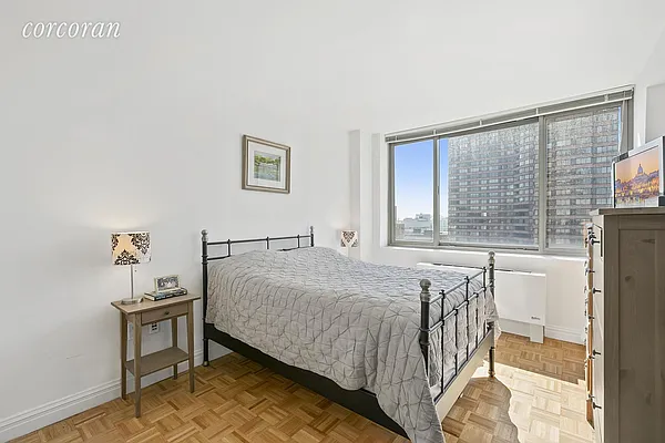 Rented by Corcoran | media 37