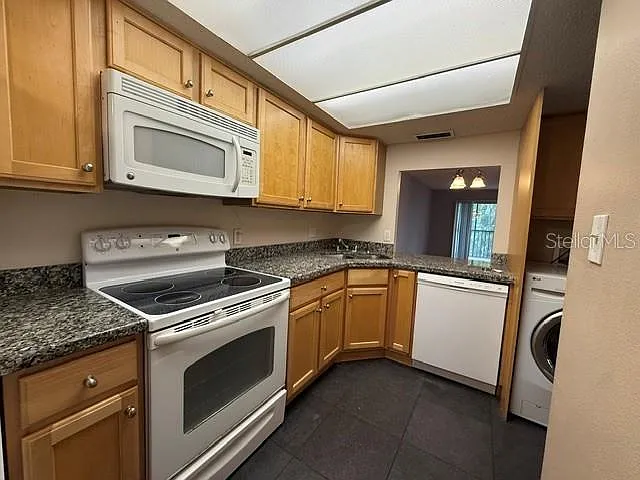 3700 S Osprey Ave #221 — Photo 3