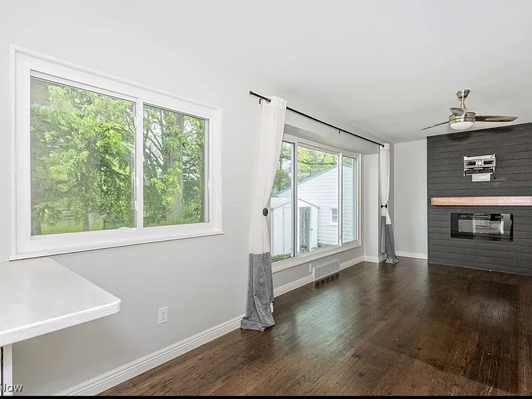 3719 Walter Rd — Photo 3
