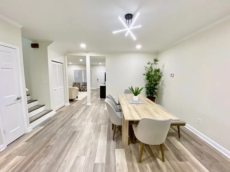 233 N Main St #403 — Photo 4