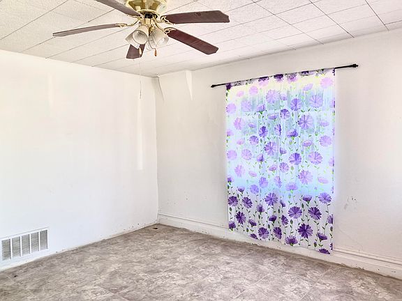 2nd image of 3704 Tularosa Ave