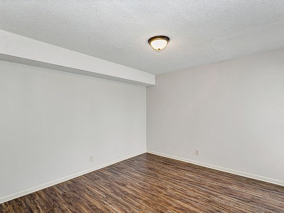 4th image of 420 S Meridian Ave APT 106