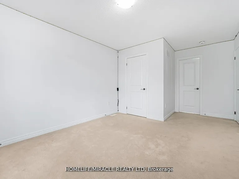 10 Kenora St — Photo 35